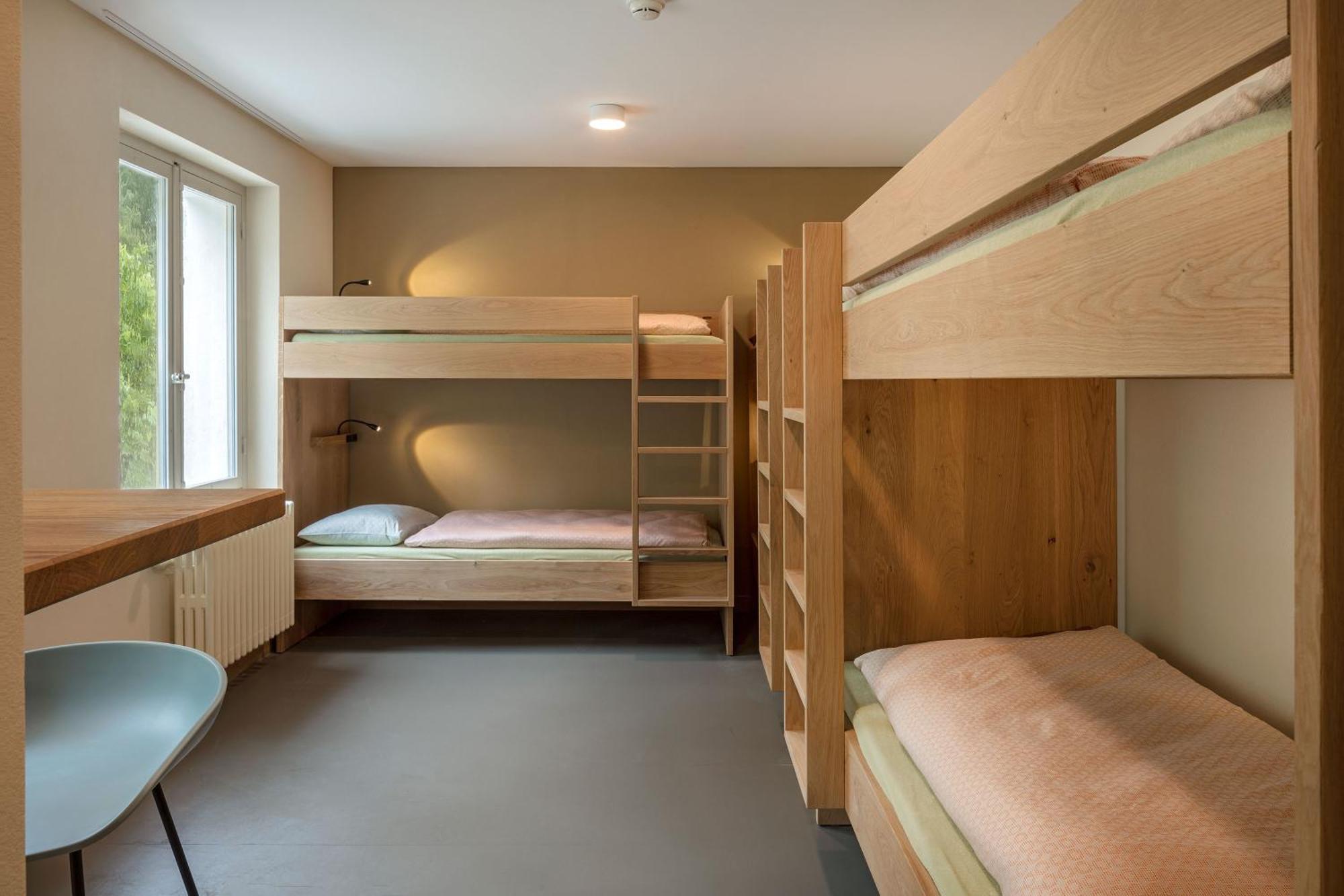 Bed 6-Bed Mixed Dormitory Room